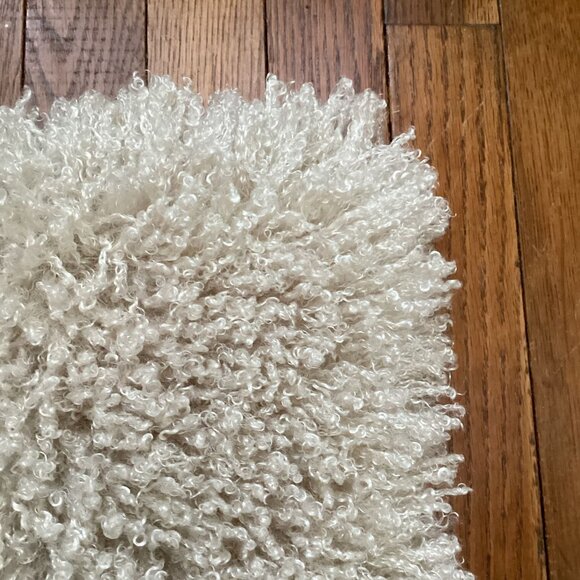 Betsy Johnson Beige Shaggy Loop Knit Faux Fur Infinity Scarf - Picture 8 of 9